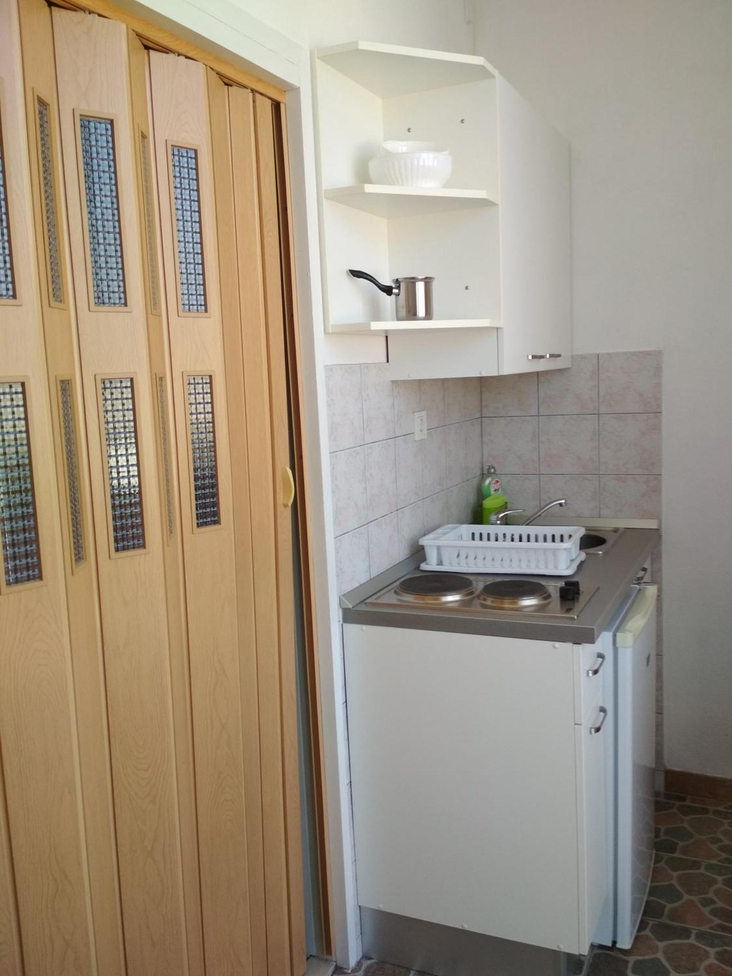 Apartmani Carevic Baska Voda Bagian luar foto