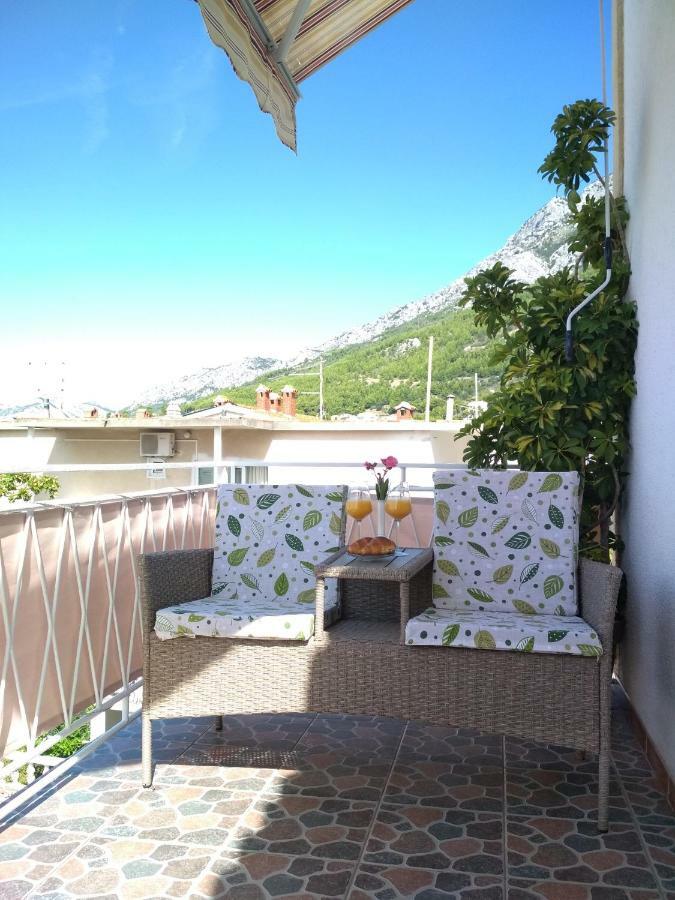 Apartmani Carevic Baska Voda Bagian luar foto