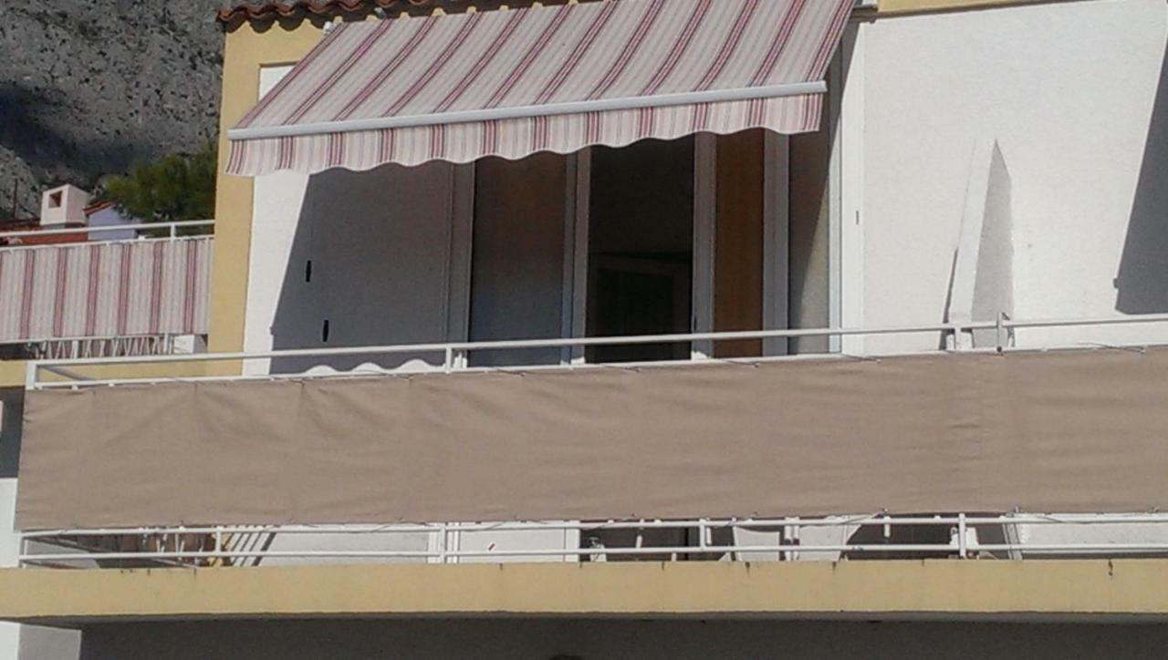 Apartmani Carevic Baska Voda Bagian luar foto
