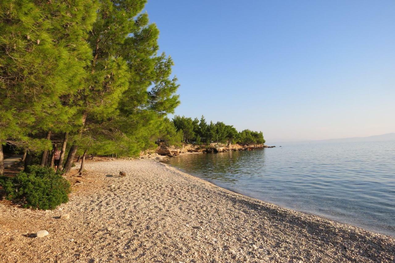 Apartmani Carevic Baska Voda Bagian luar foto